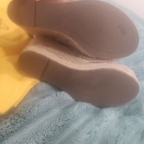 Kenneth Cole Stylish Platform Brown Peep-Toe Sling Back Wedges - Picture 6 of 7